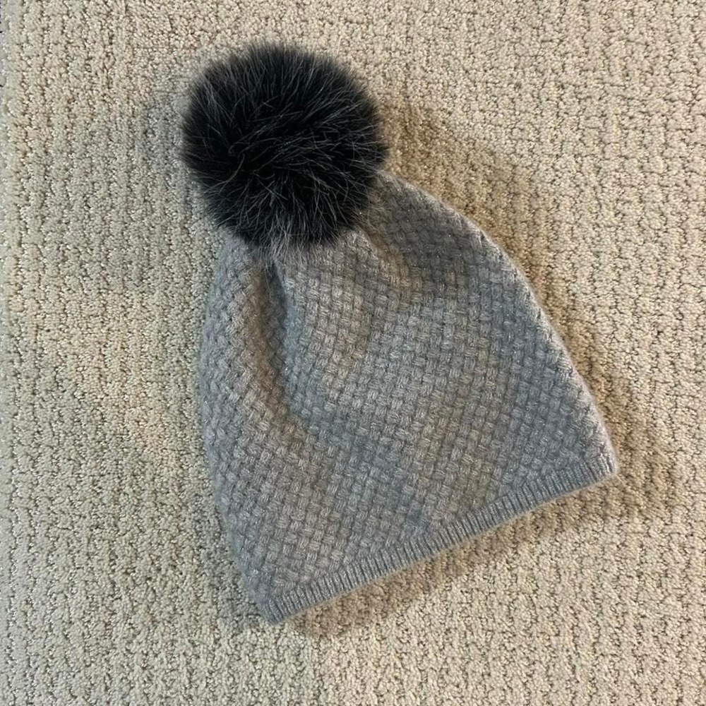 Grey‎ and black beanie with pom pom